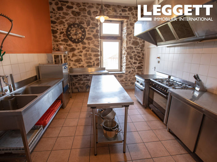 Image No.1-6 Bed House for sale