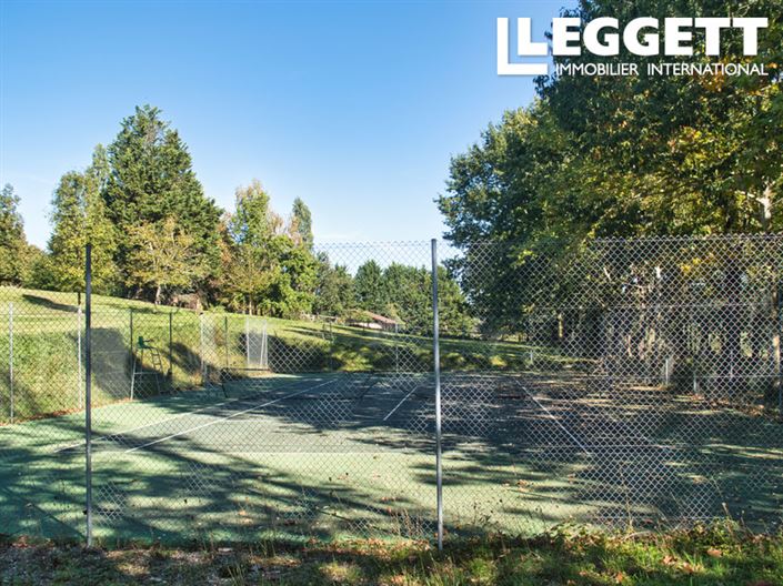 Image No.9-9 Bed House for sale