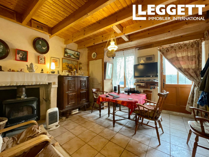 Image No.4-Maison de 2 chambres à vendre à Charente