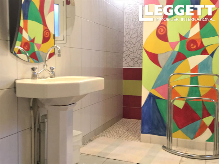 Image No.10-16 Bed House for sale