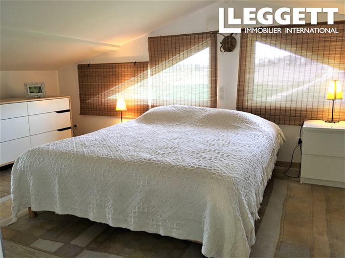 Image No.7-16 Bed House for sale