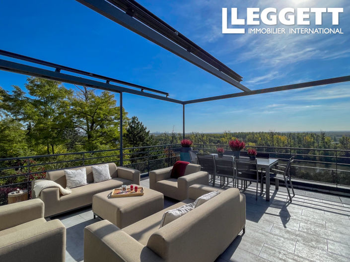 Image No.2-4 Bed House for sale