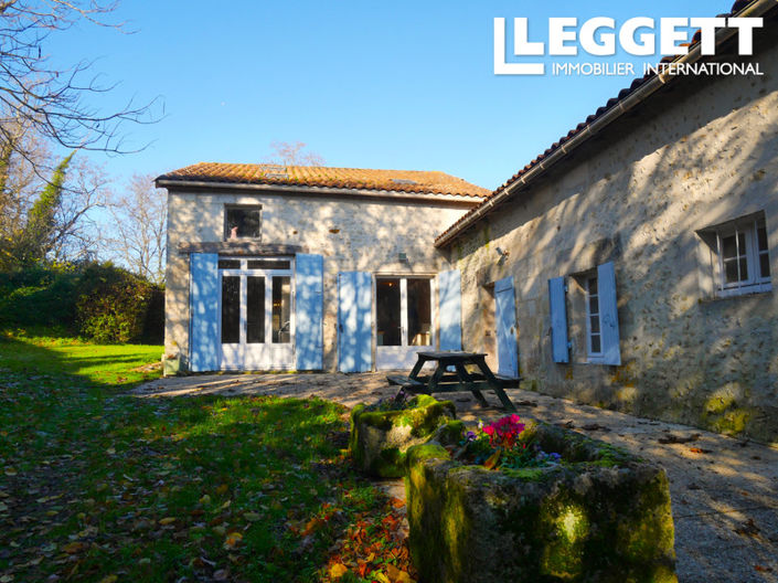 Image No.1-Maison de 3 chambres à vendre à Champagne-et-Fontaine
