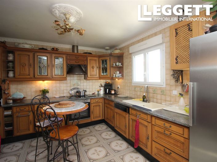 Image No.4-5 Bed House for sale