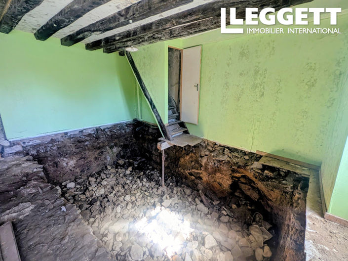 Image No.6-House for sale