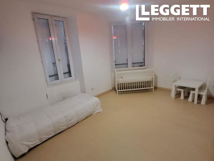 Image No.6-5 Bed House for sale