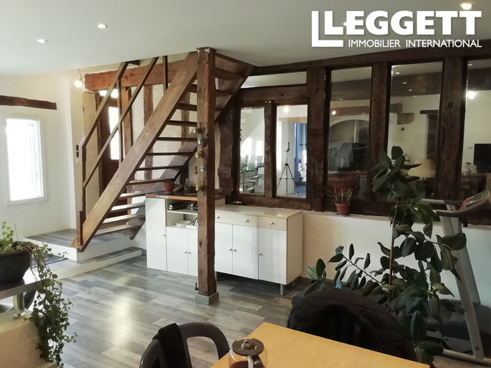 Image No.8-3 Bed House for sale