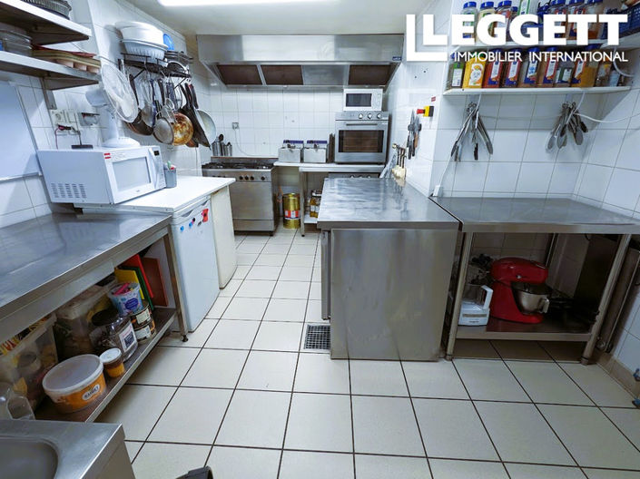 Image No.5-2 Bed Commercial for sale