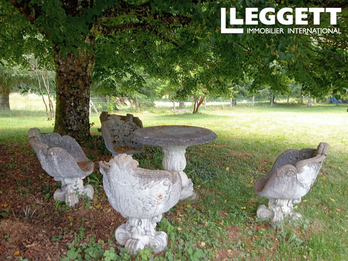 Image No.9-5 Bed House for sale