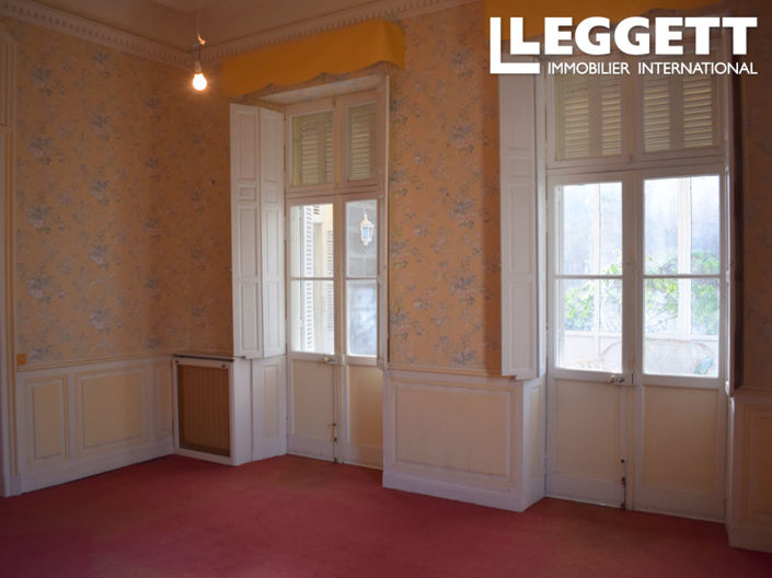 Image No.2-Châteaux de 10 chambres à vendre à Marignac