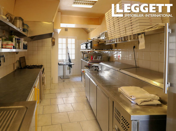 Image No.9-9 Bed House for sale