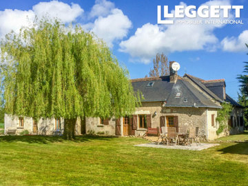 1 - Maine-et-Loire, House