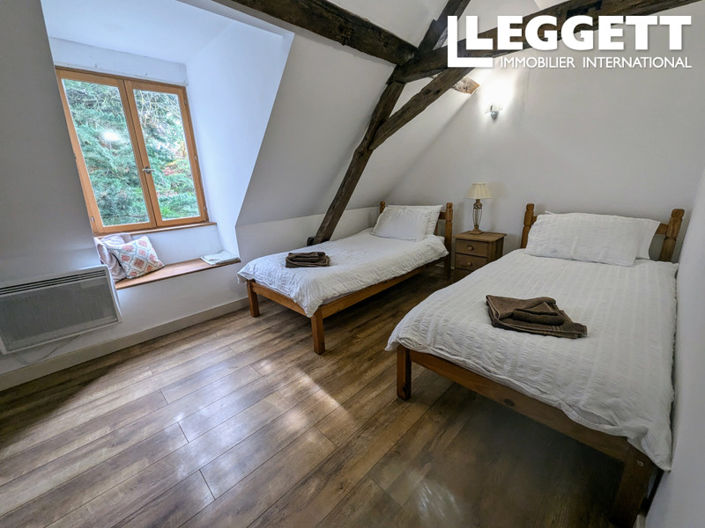 Image No.7-4 Bed House for sale