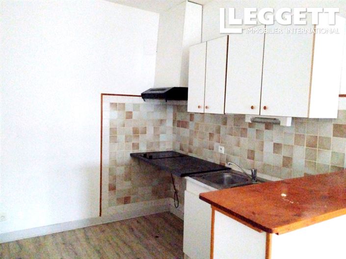 Image No.4-2 Bed House for sale