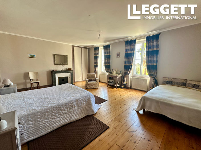 Image No.7-3 Bed House for sale