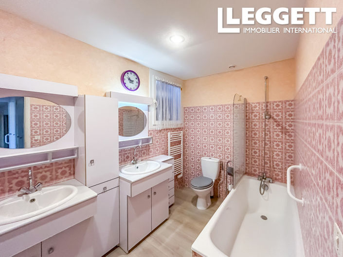 Image No.7-4 Bed House for sale