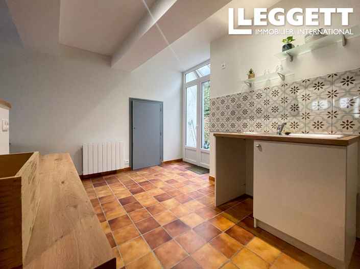 Image No.6-2 Bed House for sale