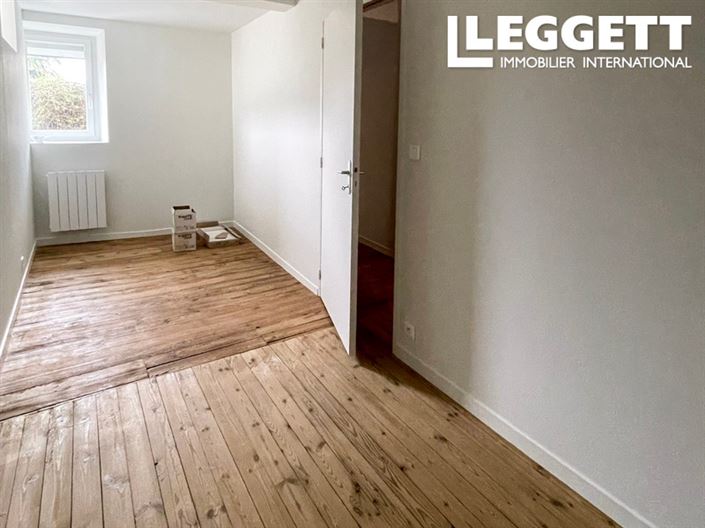 Image No.10-2 Bed House for sale