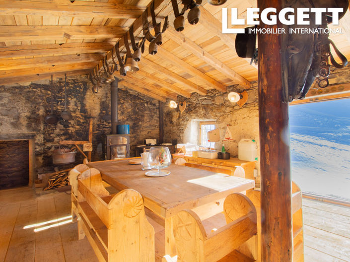 Image No.10-2 Bed House for sale