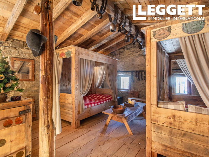 Image No.6-2 Bed House for sale