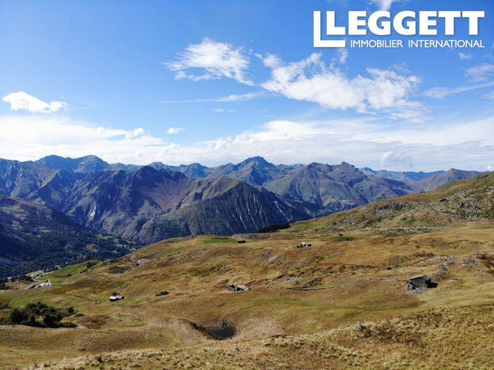 Image No.9-2 Bed House for sale