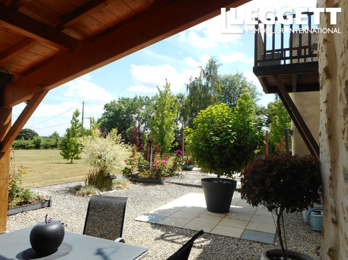 Image No.4-6 Bed House for sale