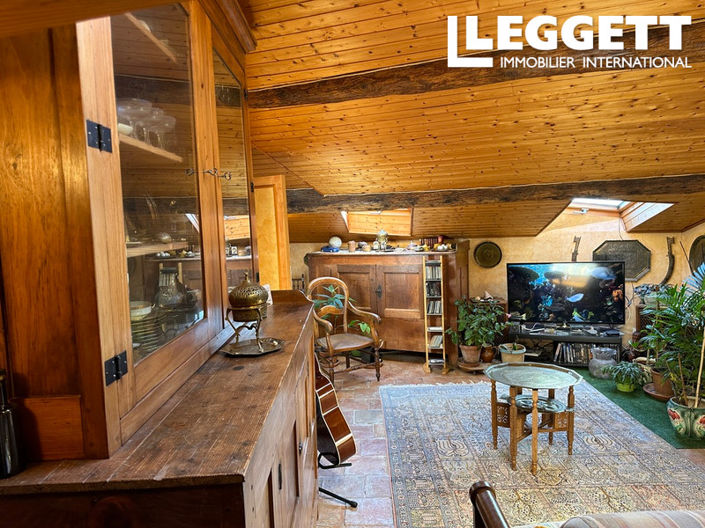 Image No.7-5 Bed House for sale