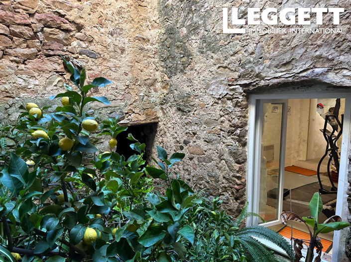 Image No.9-5 Bed House for sale