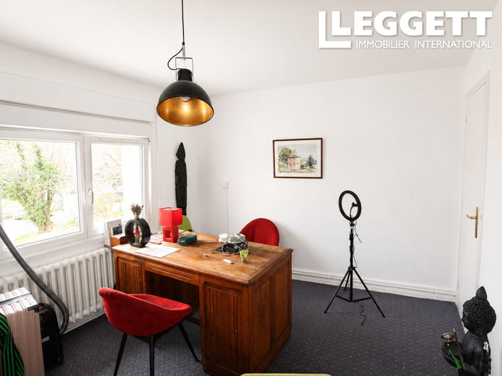 Image No.5-2 Bed House for sale