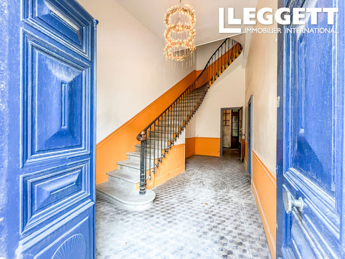 Image No.2-6 Bed House for sale