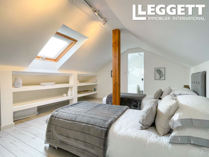 Image No.8-4 Bed House for sale