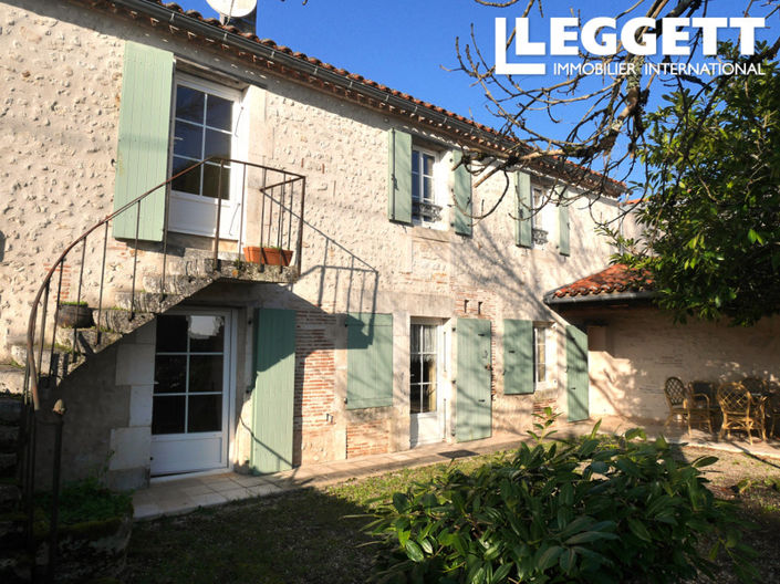Image No.1-Maison de 3 chambres à vendre à Charente