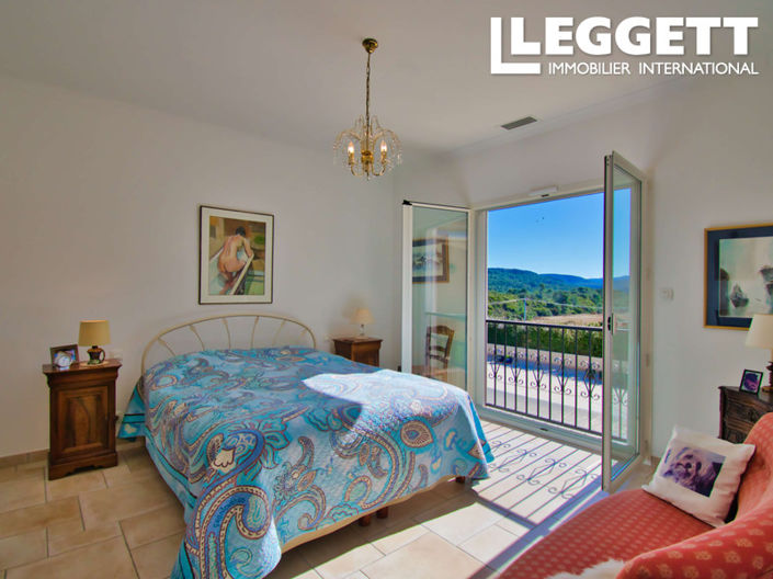 Image No.5-3 Bed House for sale