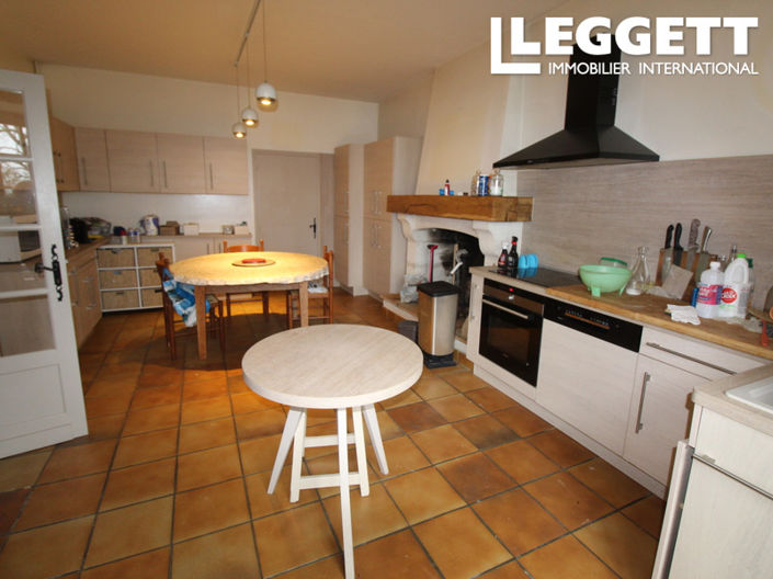 Image No.3-5 Bed House for sale