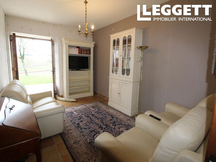 Image No.5-5 Bed House for sale