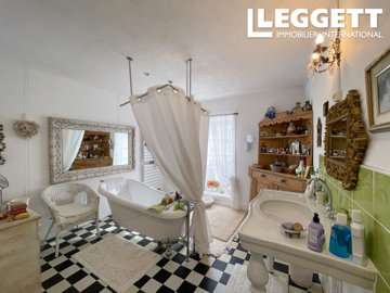 ahr0chm6ly9jzg4uagvzdglhlmltbw8vaw1hz2uvvevom