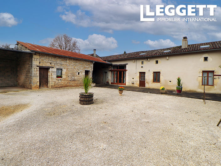 Image No.2-Maison de 3 chambres à vendre à Brux