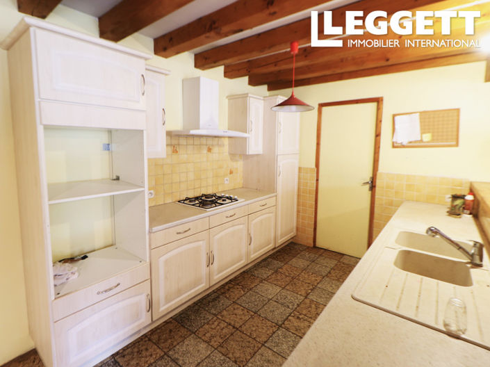 Image No.7-Maison de 3 chambres à vendre à Brux