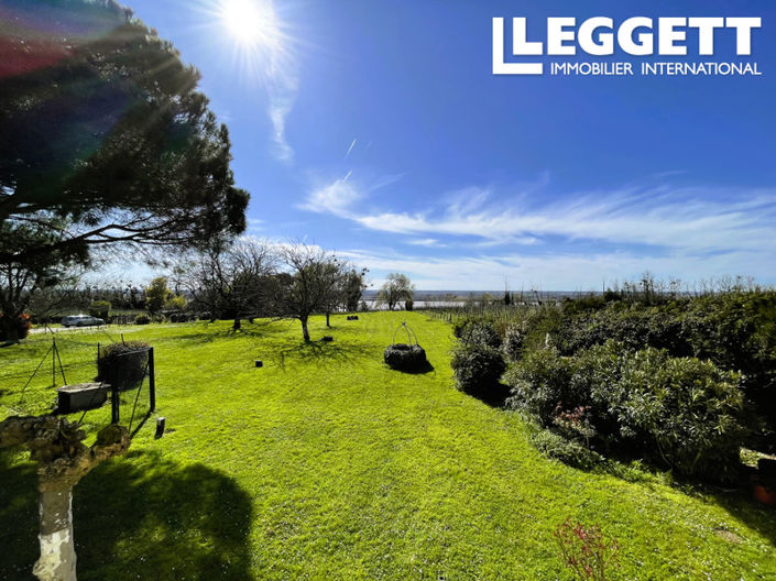 Image No.2-4 Bed House for sale