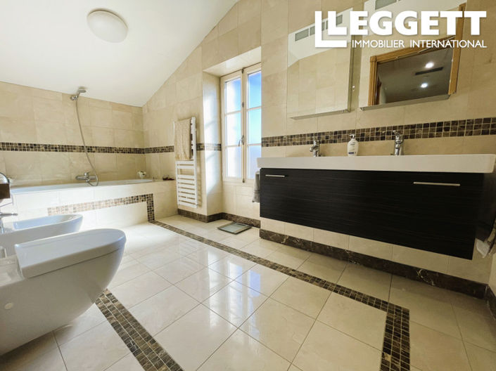 Image No.7-Maison de 4 chambres à vendre à Cartelègue