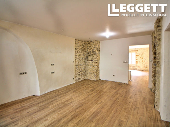 Image No.3-2 Bed House for sale