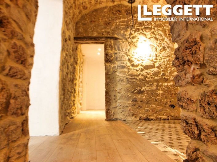 Image No.7-2 Bed House for sale