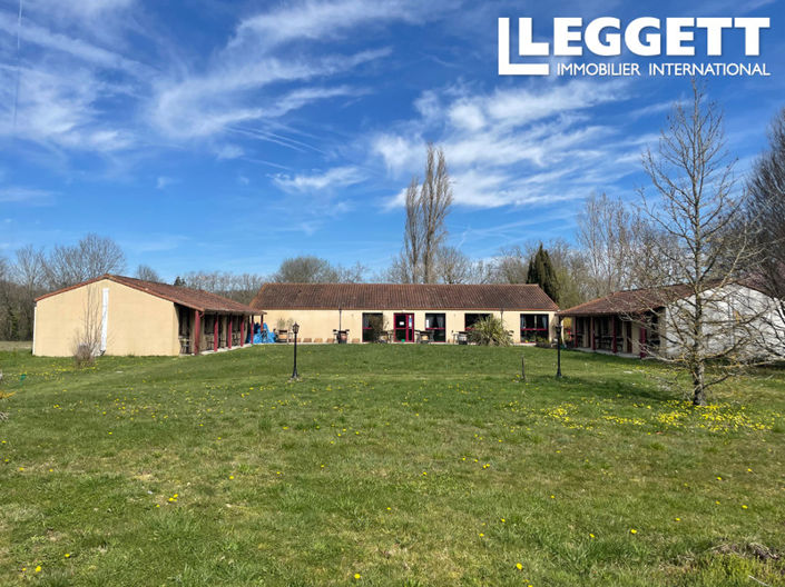 Image No.2-Commercial de 8 chambres à vendre à Masseube