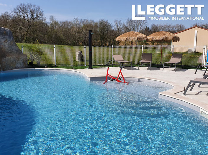 Image No.4-Commercial de 8 chambres à vendre à Masseube