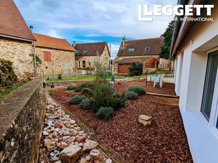 Image No.8-Maison de 2 chambres à vendre à Jumilhac-le-Grand