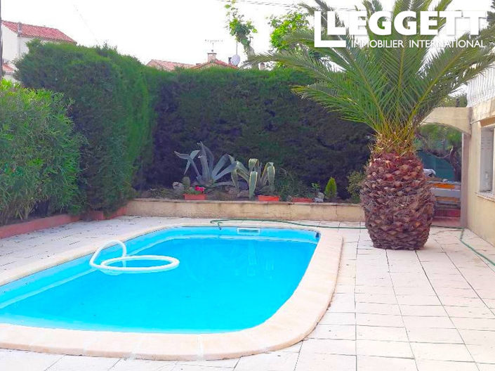 Image No.2-5 Bed House for sale