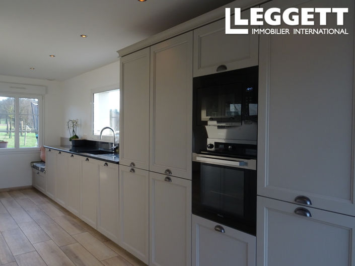 Image No.5-Maison de 4 chambres à vendre à Sainte-Honorine-la-Chardonne