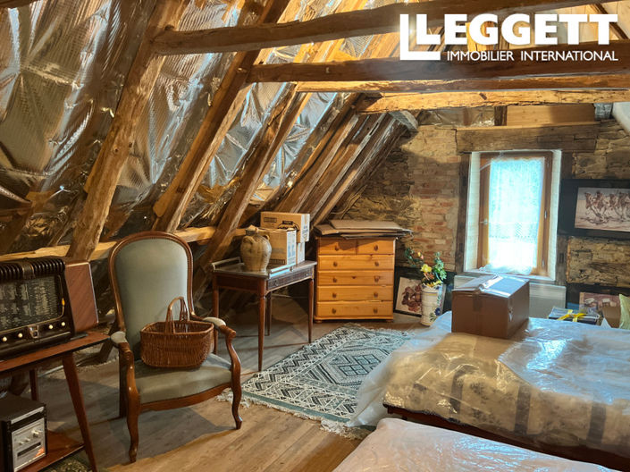 Image No.10-2 Bed House for sale