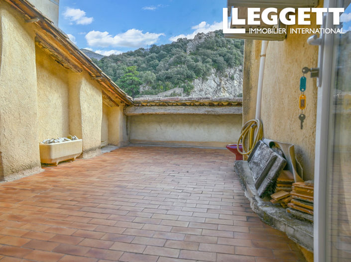 Image No.10-4 Bed House for sale