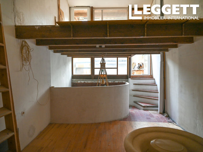 Image No.9-4 Bed House for sale